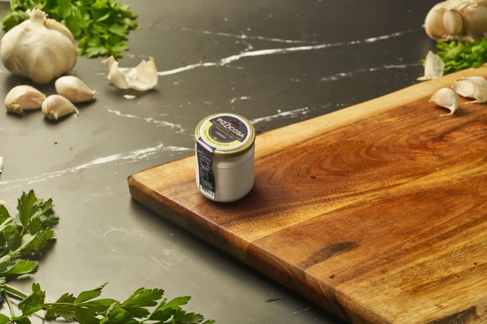 Crema di formaggio spalmabile dolce Sibiriu Petza Bella.jpeg